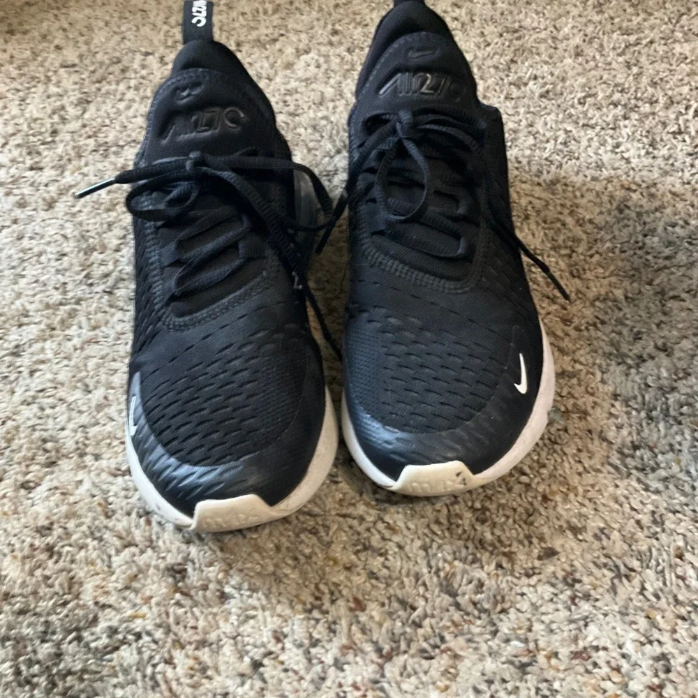 Nike Air Max 270 Sneakers Youth 6.5Y Black White 943345-001 Running Shoes